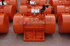 震動電機VB-322-W型發貨永濟，李經理請您注意查收！